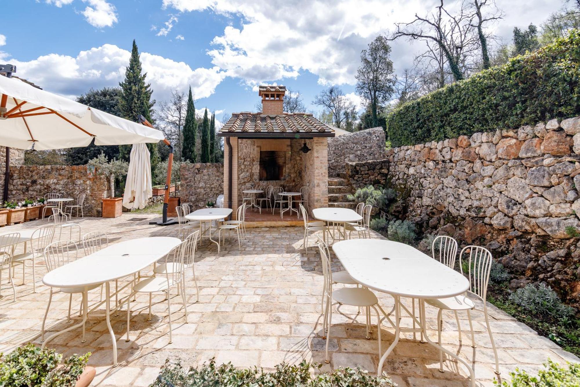 Relais La Costa Historical Residence Monteriggioni Buitenkant foto