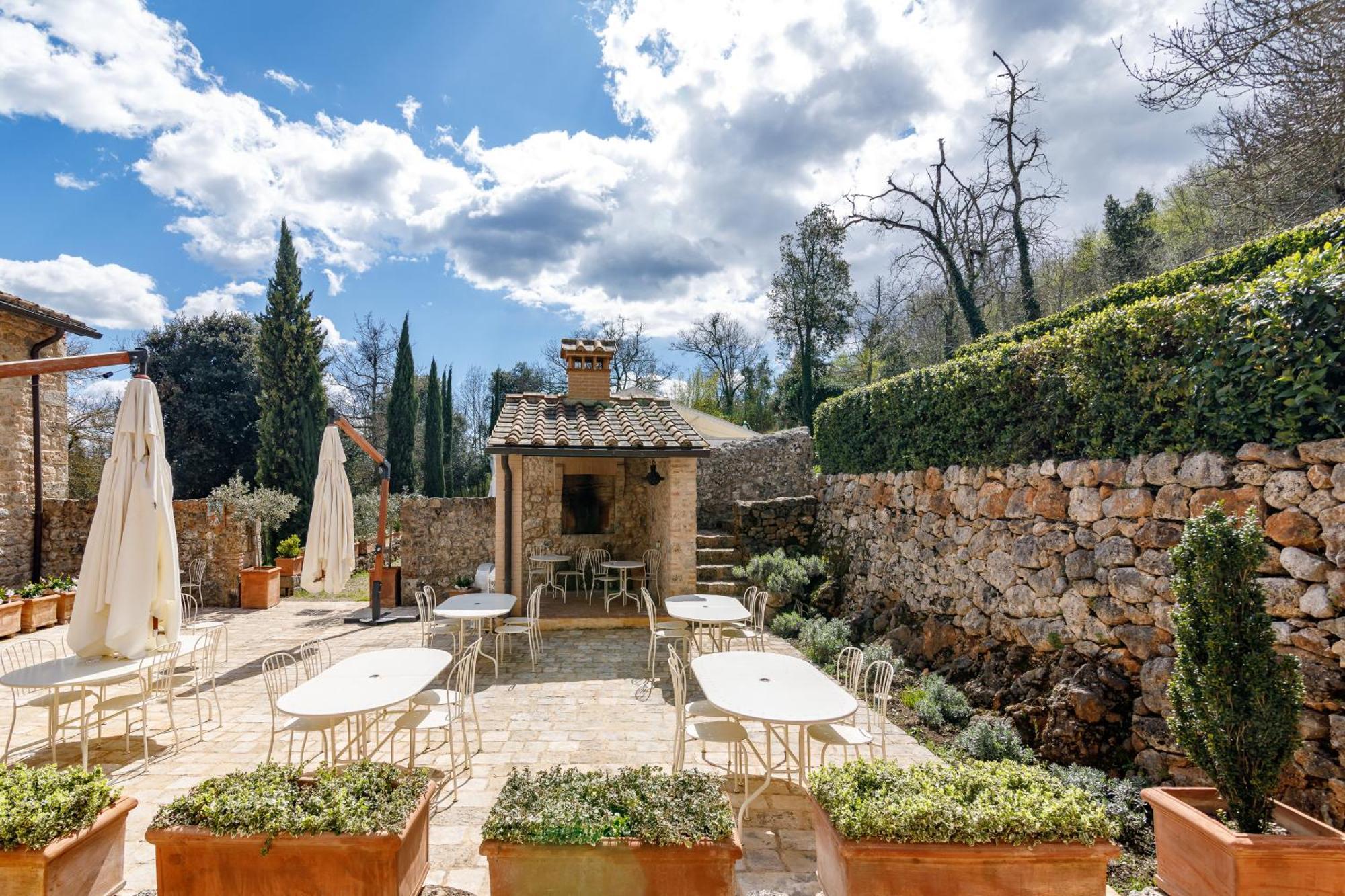 Relais La Costa Historical Residence Monteriggioni Buitenkant foto