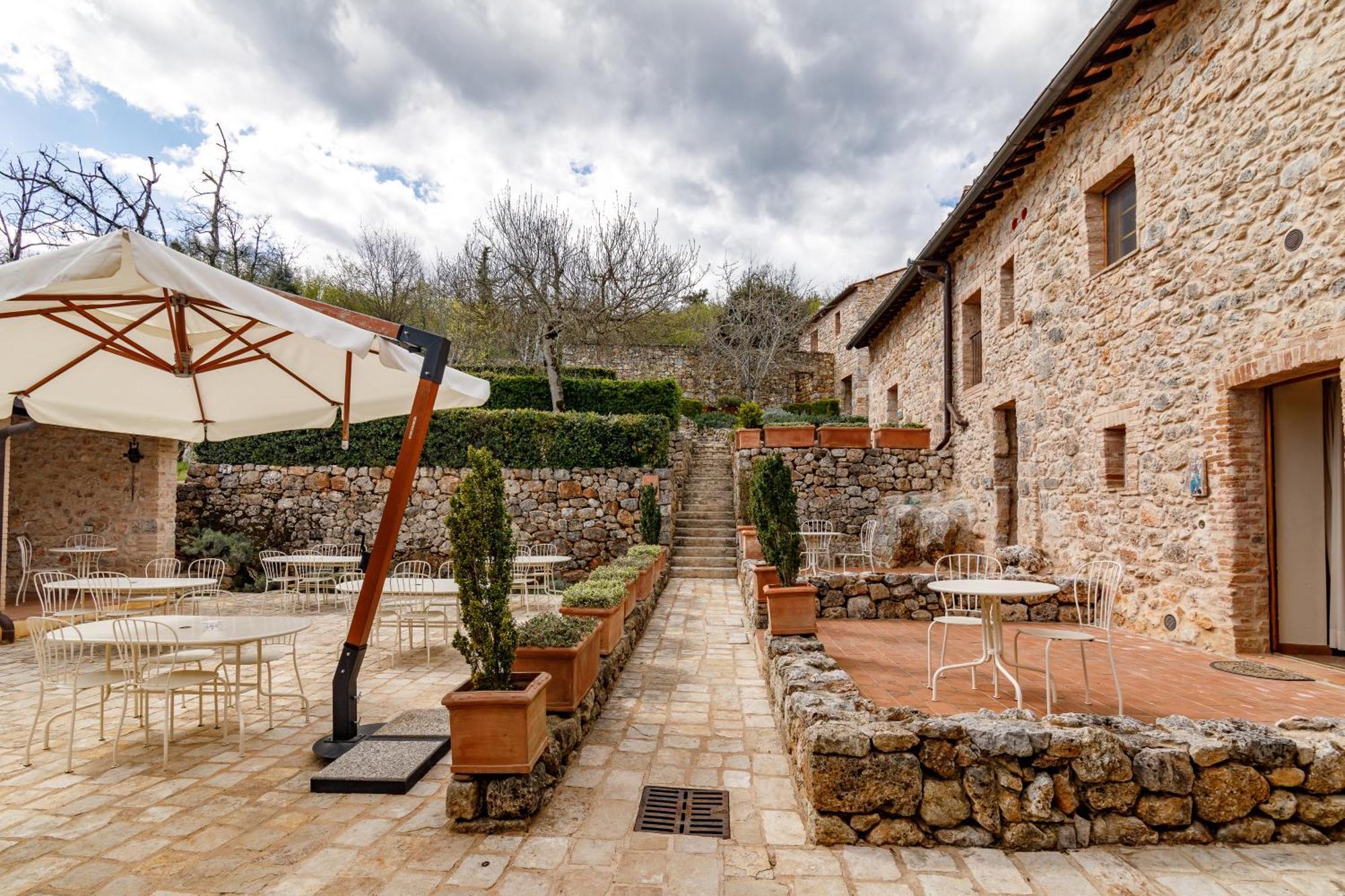 Relais La Costa Historical Residence Monteriggioni Buitenkant foto