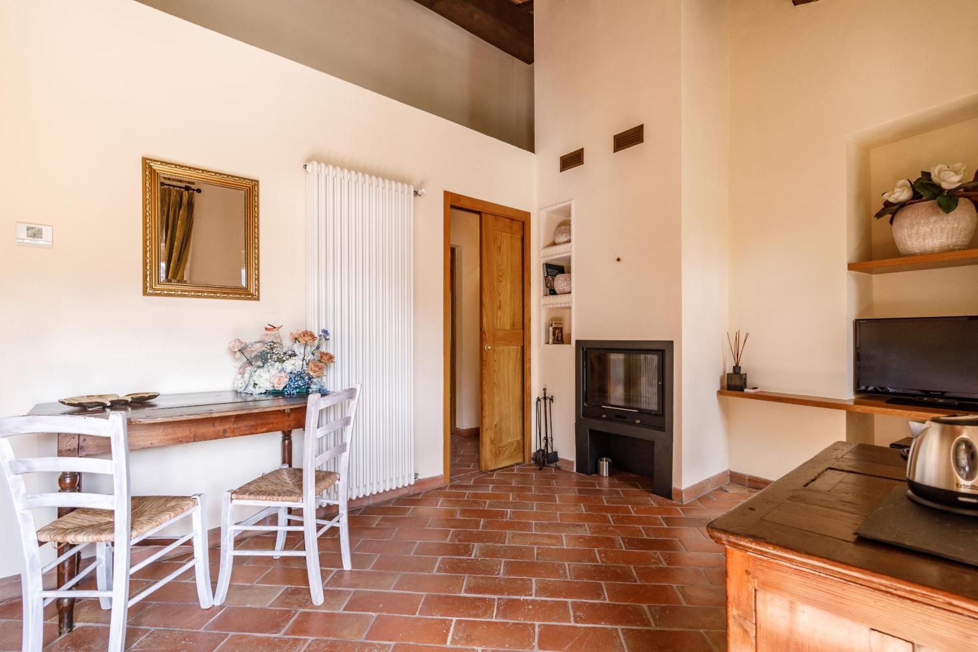 Relais La Costa Historical Residence Monteriggioni Buitenkant foto