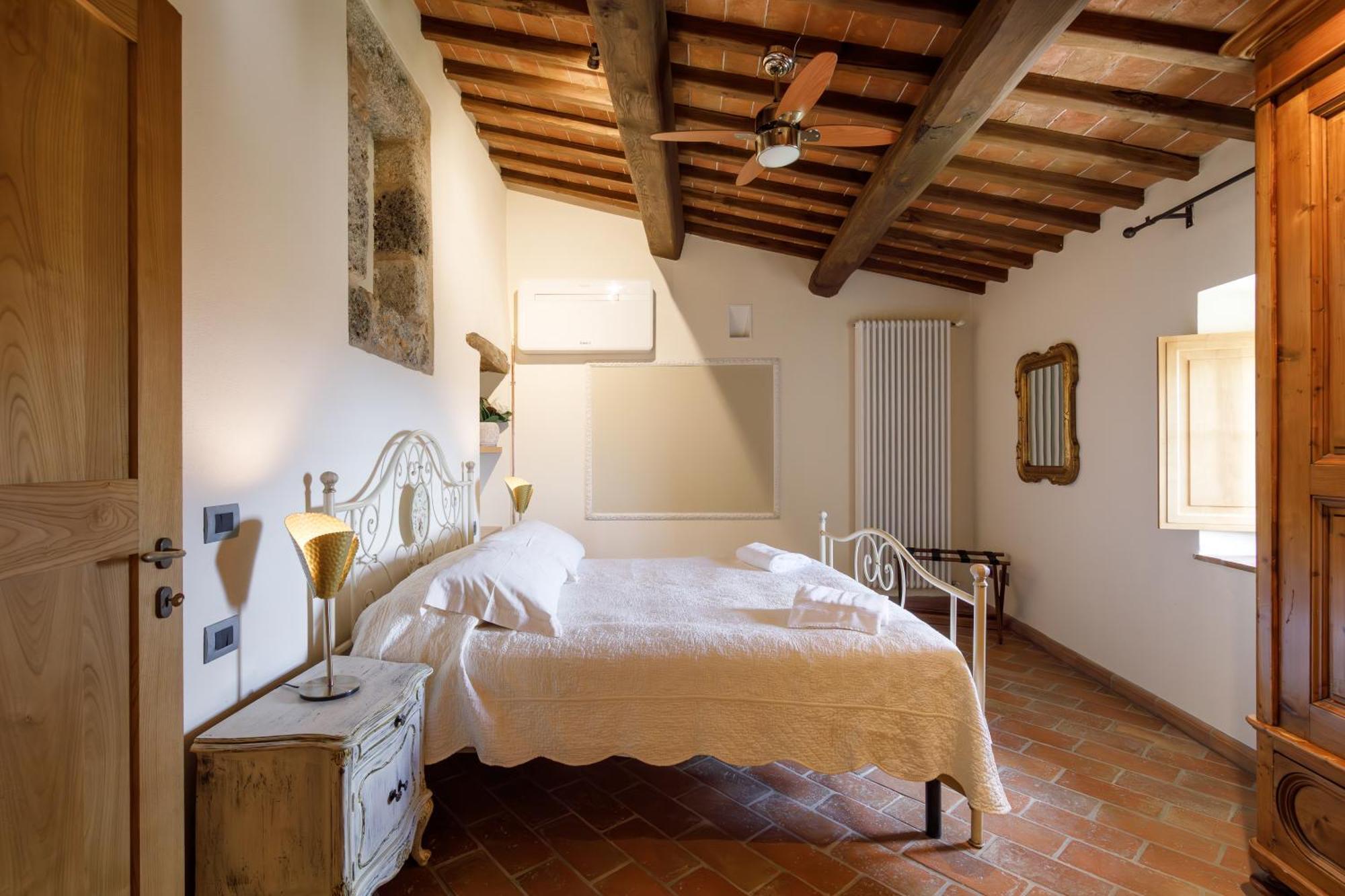 Relais La Costa Historical Residence Monteriggioni Buitenkant foto