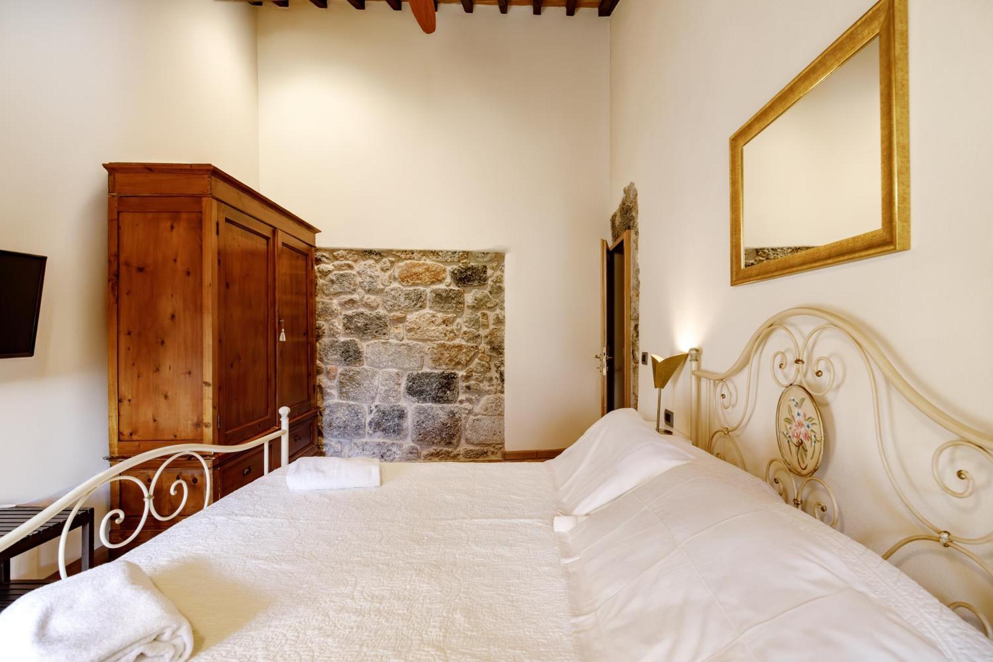 Relais La Costa Historical Residence Monteriggioni Buitenkant foto